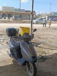 فراشه البيع  مكينه حاويه السعر 450وبيها مجال 07725994022