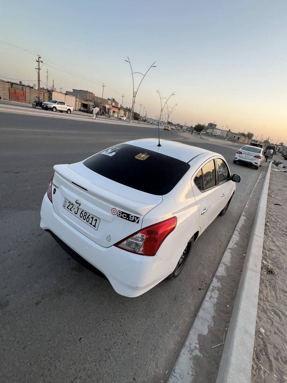 نيسان صني هندي البيع
موديل 21 بيه ضربه بجاملق ماواصله جوه 

السعر ٩٥ قفله 
***********
