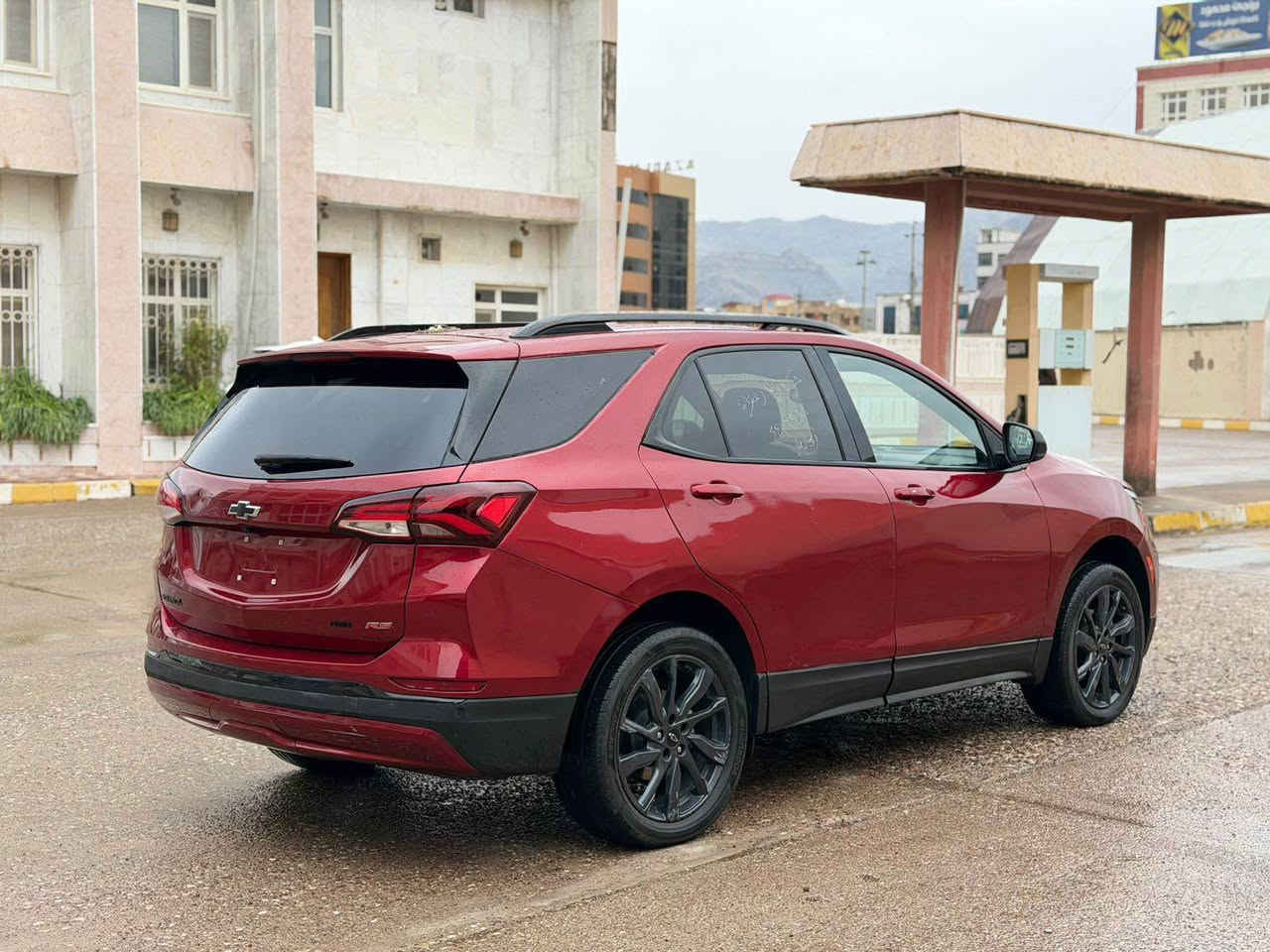 شوفرليت اكونكس 2024 RS فول عدا فتحه ❤️
سعر بلاش والله 💸😱106$ورقه قفل 🔒
بصمه 
شاشه كبير 
رادار 
حساس 
فورويل AWD   4*4
بابين بصمه 
ويك كروم
تشغيل عن بعد ( شغال ) 
بريك بصمه 
و بعد مواصفات هوايه 
ضرر: ٥ قطعه صبغ و شويه تكمه و قماره شبرين بي تعديل بارد بدون دواخل ارباك ستيرن سيستم شركه رقم شانصي موجود بل صوره 
مكان سياره عقره 
رقم موبايل *********** واتساب اكر, نينوى
