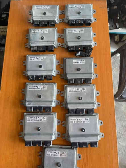 سلاو هاوريان ئه شيايى هايس نيسان يورڤان به رده سته به نرخى جومله گه ياندنمان هه يه بو هه موو شارو شاروچكه ناونيشان چوارقورنه به رامبه ر مه عره ز ژماره ته له فون *********** 
***********
