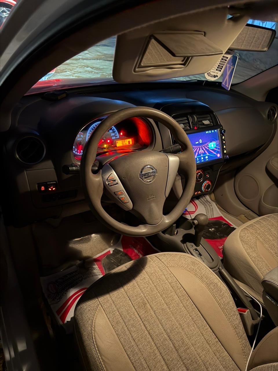 سيارة Nissan Sunny 2018 موديل 2018 (هندي)
رقم بغداد – بأسمي جاهز للنقل :
🔹 المواصفات :
	•	بابين تبديل (نفس اللون بدون اختلاف)
	•	محرك قوي بحالة ممتازة
	•	سيارة نظيفة وجاهزة للاستخدام اليومي
	•	استخدام شخصي واهتمام واضح
       منظومة غاز تعمل بورقة صيانه 
🔹 ملاحظات :
السيارة لا تحتاج مصروف ، وضعها جيد
💰 السعر: شده بيها مجال 
📞 للاستفسار: (***********)
مكان السياره الحلة