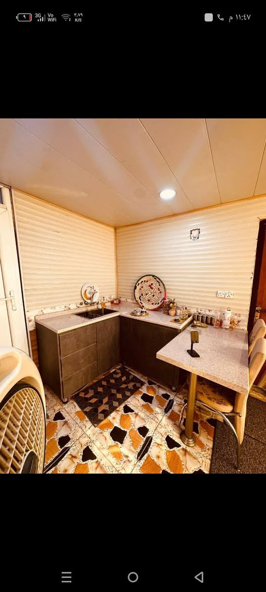 سلام عليكم شباب هاذه سيت للبيع نضافه فول طبعن هاذه السيت تركي وكله مرمر حقيقي السعر 450 الف عنواني بغداد الغزاليه اي استفسار خاص او على الرقم *********** واتساب
