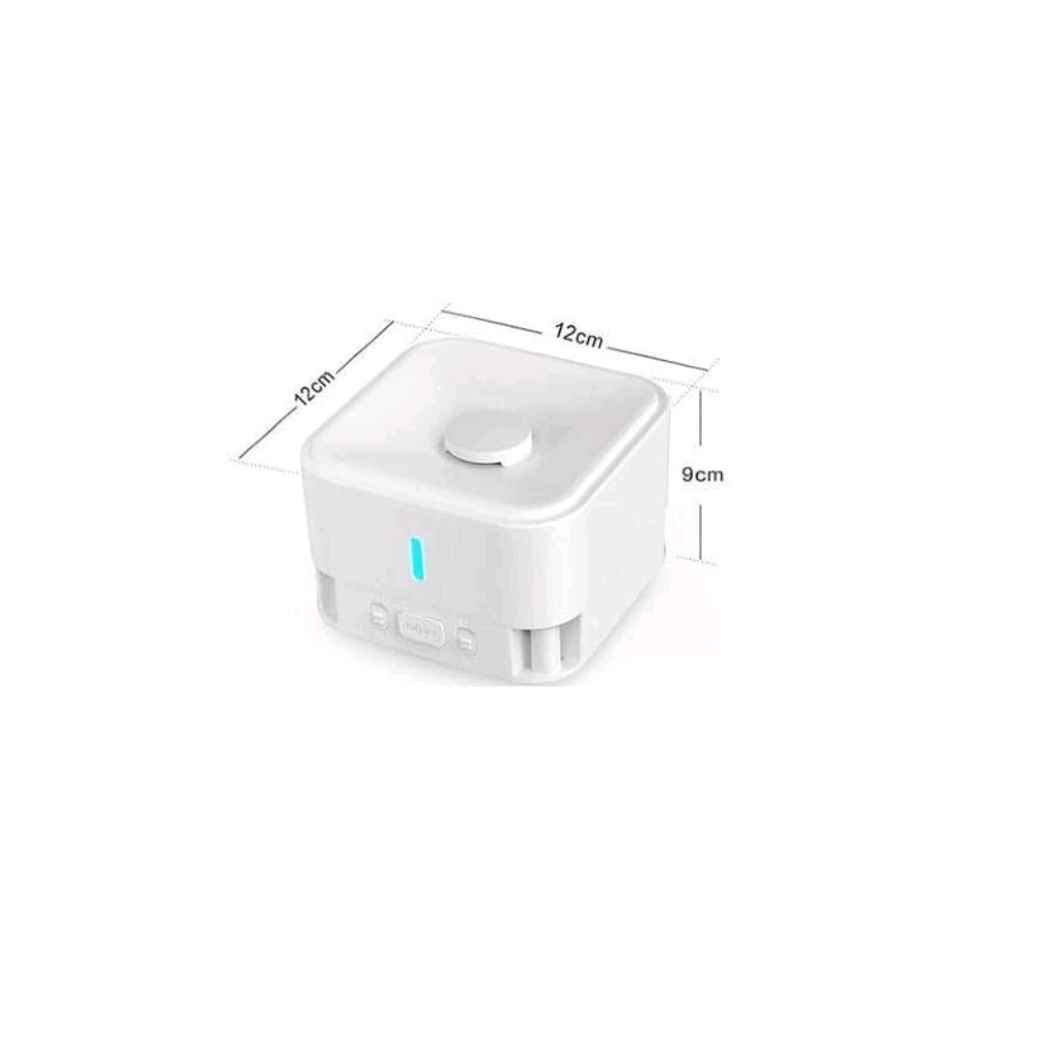 الجهاز هو موزع معقم ذكي بدون تلامس من شركة نومو (Nomu). 
التقنية: يعمل بتقنية الأشعة تحت الحمراء للكشف عن اليدين تلقائياً. 
التصميم: يأتي بتصميم مربع بلون أبيض، ويمكن تعليقه على الحائط أو وضعه على حامل. 
الاستخدام: يوفر تعقيماً سريعاً بدون الحاجة إلى لمس الجهاز، مما يساعد في تقليل انتقال العدوى. 
المميزات: يعمل ببطارية، ومزود بمستشعرات ذكية لتوزيع المعقم بدقة. 
جديد غير مستخدم مشغله فحص فقط بي توزيع كلش حلو تخلي بي معقم ويعمل ببطاريه قلم العادي 
يشتغل استشعار عن قرب نسبة الرش توصل 25 سنتمتر 
توصيل موجود الجميع المحافظات قطعه وحده فقط متوفره 

***********- البصرة, العراق
