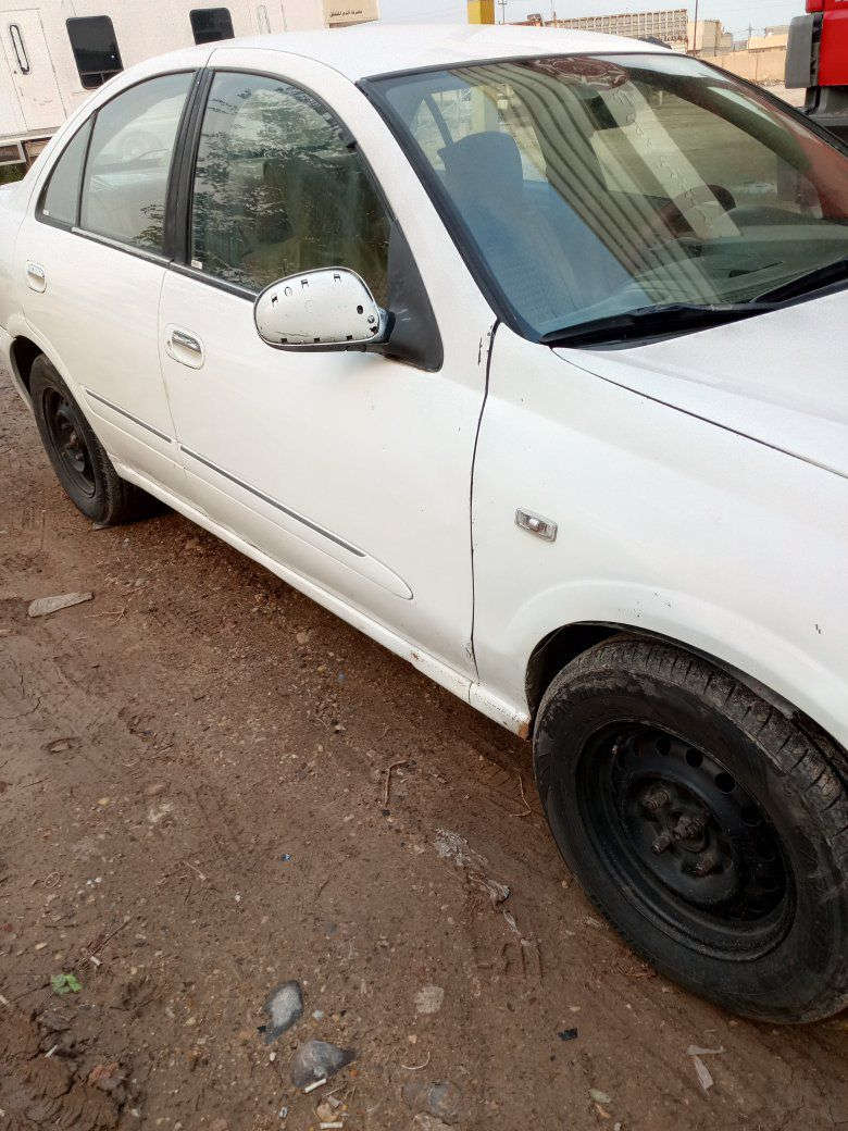 سني موديل 2002 رقم نجف للبيع او مراوس سعر 58كير محرك جديد مصبوغه سياره ***********
