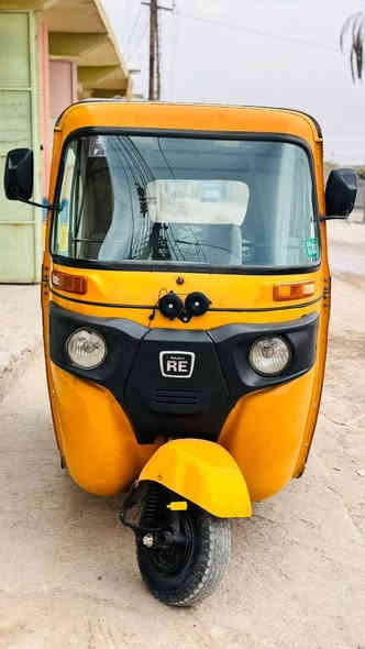 سلام عليكم تكتك 21واحد اوعشرين شهر 5 تكتك معمره بس دوسهه رقم أو سنويه مكاني الحمزه الغربي سعر 6800 مكلف بل نشر ***********
