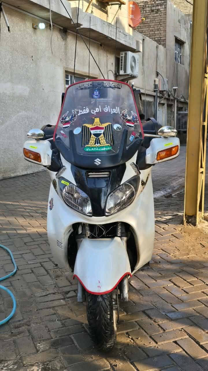 سلام عليكم للبيع دراجة سكاي ويف ٦٥٠ نص فول كفالة
علما الدراجة بعد احلى من الصور كير ومحرك
 بس الدراجه بدون بطاريه   والشراي يجيب باتري وياه والدراجه 
كلش نضيفه 
الله شاهد
الدراجه
صار فتره ماطالع بيها اخوان سعرها مليونين ١٥٠ وبيها مجال حك الجيه *********** وهذا رقمي اتصل وبيك خير وتدلل
