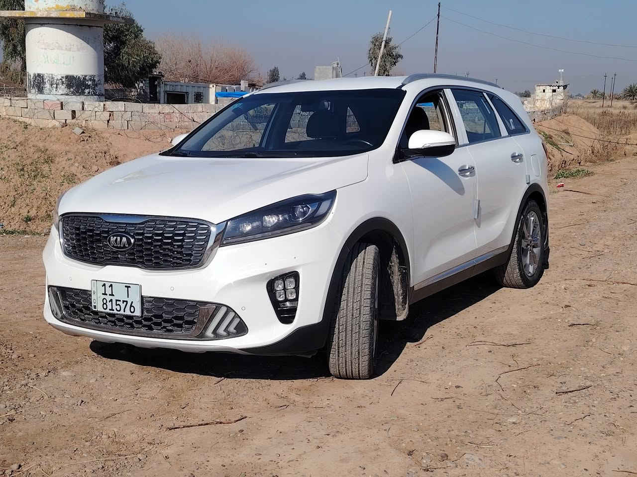 السلام عليكم
سورنتو 2020  خليجي 6 سليندر  ، 7 راكب خليجي مكفوله كفاله عامه

فول مواصفات عدى الفتحه

نظام ترحيب 

بصمه ابواب وتشغيل 

لايتات زينون 

 كشنين كهرباء  

كامرا خلفيه 

دبل حساس امامي خلفي

 فول تحكمات ستيرن 

بردات خلفيه 

٣ انظمه قيادهة

سايد بريك قدم 

صندوك كهرباء 

تبريد ٣ قطع 

وبقيه المواصفات معروفه

سيارة جديدة جاهزة من كل شي صدر جديد دسكات جديد نوزلات بلكات فيتم كله شركة جديد دهن وفلاتر كله جديد الزجاج عازل حراري سيارة جديدة شركة ماتصرف عليه دينار  ورقم الانكليزي الجديد وهزة جديدة ماشية 90الف كيلو السعر  260 ورقه وبيه مجال

رقم الهاتف***********

العنوان صلاح الدين بلد
