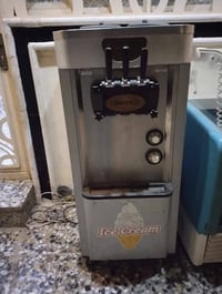 مكاين مثلجات مستعمله للبيع  للاستفسار الاتصال على هذا الرقم 0772945672...