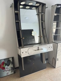 ميوزه عدد اثنين إضافه إلى باترينه بيهن أناره 3 طكات ابيضّ واصفر وافواي...