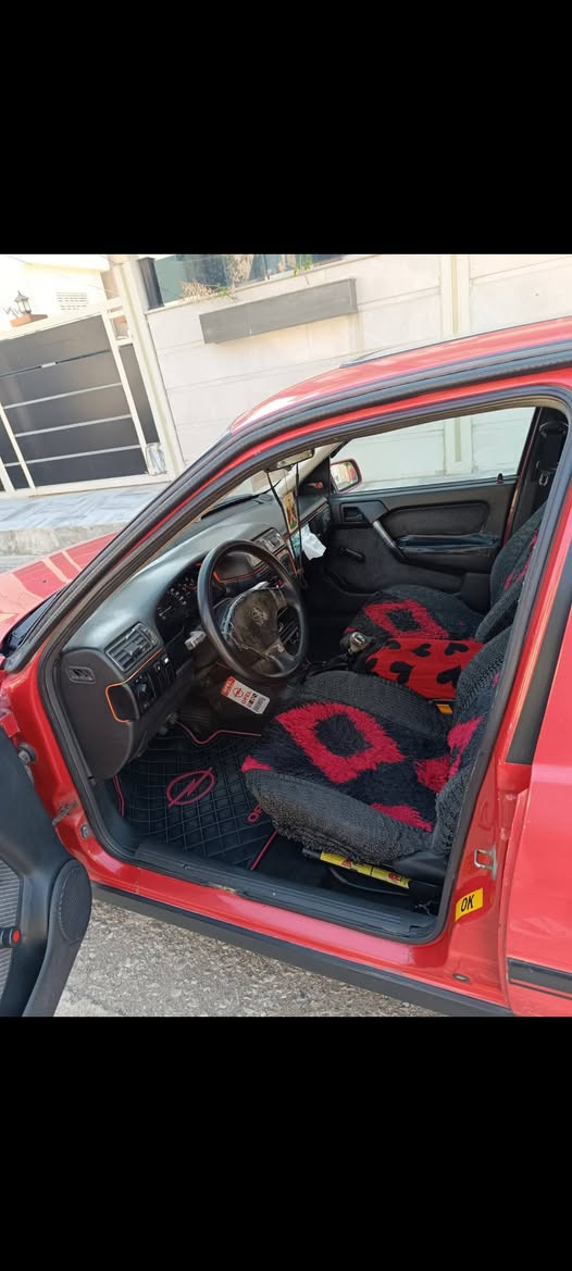 السلام عليكم اخواني أوبل للبيع موديل 1990 سياره جاهز من كل نواحي سياره بدون صبغ بدون ضربة كلشي على وضع شركة سياره احلى من الصور ه حجم محرك 20 دفتر بنزين موجود كير عادي رقم كركوك سياره بسمي شرط تحويل سنويا مشروع وطني لحد 2028وسعر 45 وبي مجال *********** مكان كركوك كركوك, العراق
