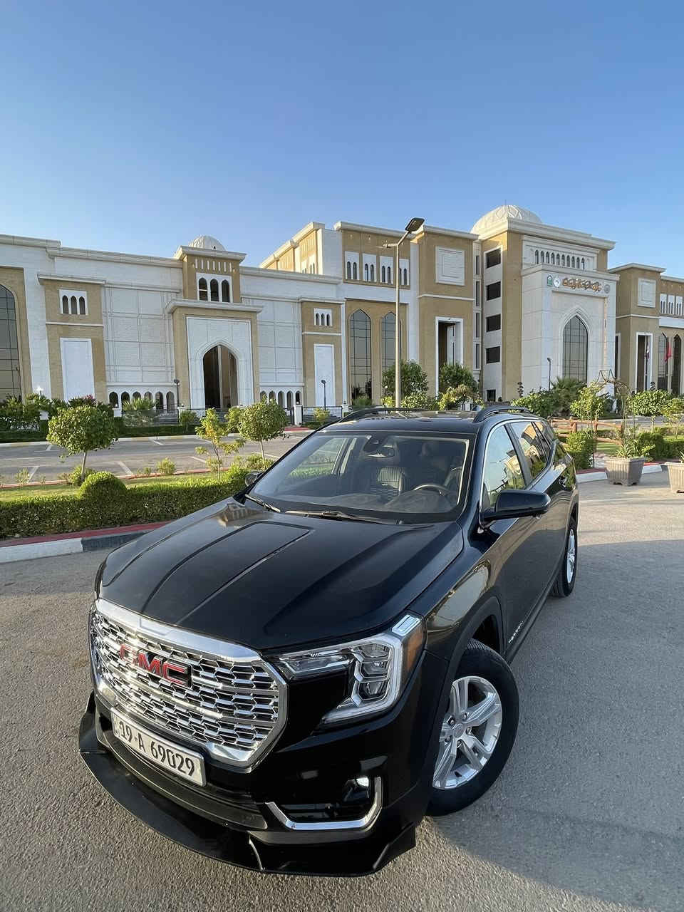 سلام عليكم
اريد مراوس 
جمسي تيران موديل 2024
بنوراما (فتحه)
كشنات تدفئه 
قياده ذاتيه 
شاشه بلاك توب 
لد داخلي متغير الالوان 64 لون
محرك 1500 تيربوا 
تحديد مسار 
بصمه ابواب عدد 5
توقف ذاتي 
لايت زنون
تشغيل عن بعد 
تحديد سرعه 
هاند بريك بصمه 
رادار امامي 
رادار خلفلي (حساسات خلفي )
مقعد امامي كهرباء 
تحكم ستيرن وامور صوتيه
كامره خلفيه دواره 
تبريد سايق وخلفلي 2 قطعه
نظام نزول منحدرات 
دفع رباعي
حادثها بنيد 
مواصفاتها معروفه SLE


**إذا كنت صاحب هذا الإعلان وتريد حذفه لأي سبب، رجاءا أرسل رسالة إلى الدعم الفني**