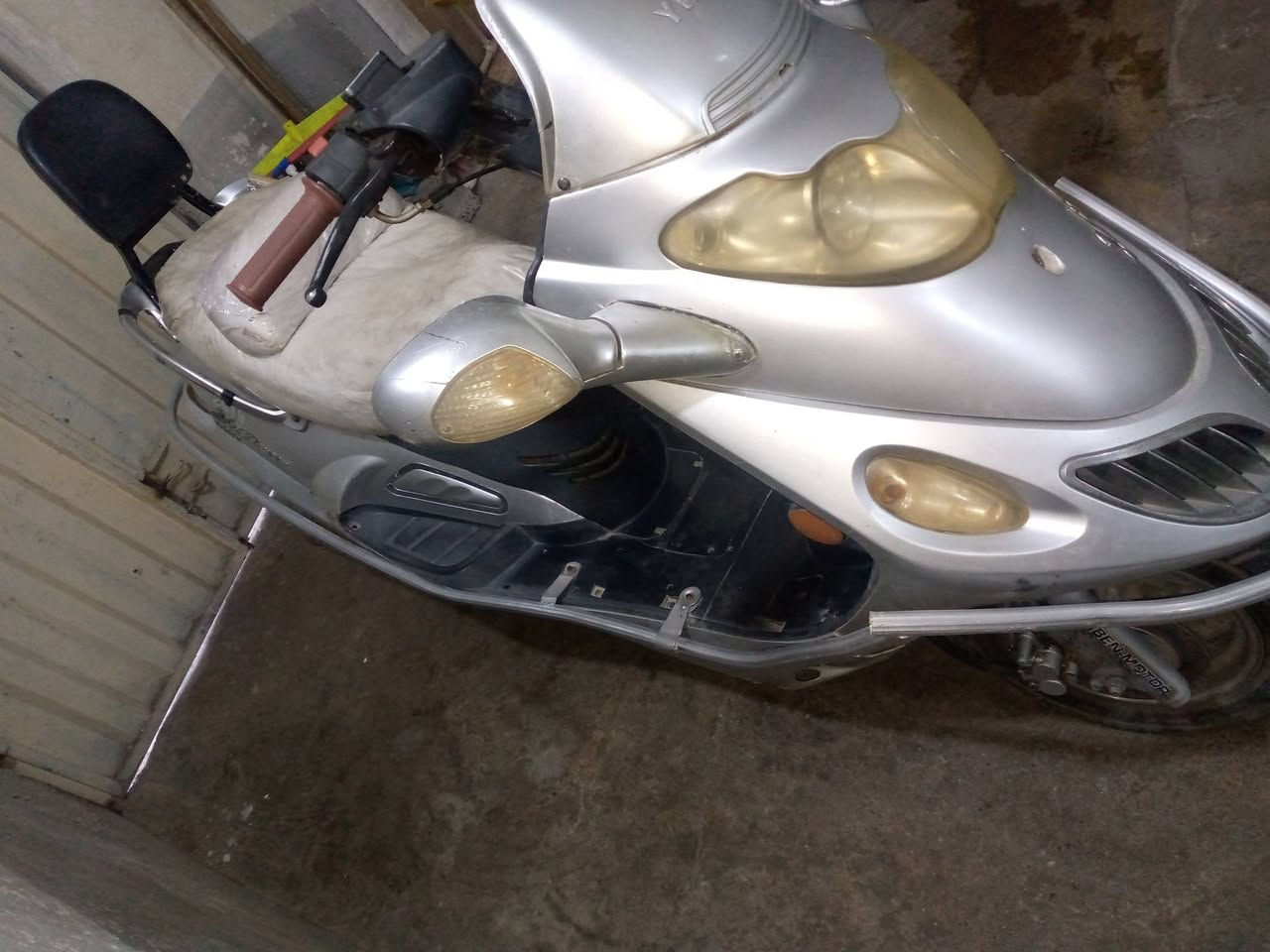 ماطور مرزي اتوماتيك للبيع سعر 300 الف شغال كامل مابي عيب كهربائيات كامل شغاله للتواصل


**إذا كنت صاحب هذا الإعلان وتريد حذفه لأي سبب، رجاءا أرسل رسالة إلى الدعم الفني**