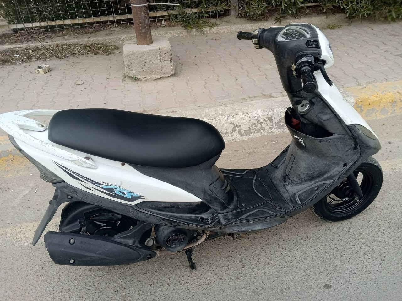 سلام عليكم.... مكلف بلنشر
دراجة ماكس عدلة   🛵 للبيع
دراجة شلعه معدل كهربائيات كلهه شغاله 
دراجةجديده  بلادية رنبه
أي نقص مابيهة
جيب فيتر وتعال افحص
العنوان بغداد شعله الاستفسار الاتصال على الرقم 📞 ***********
