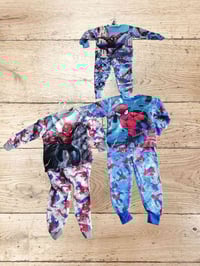 ملابس أطفال • توصيل داخل الفلوجة • حجز خاص