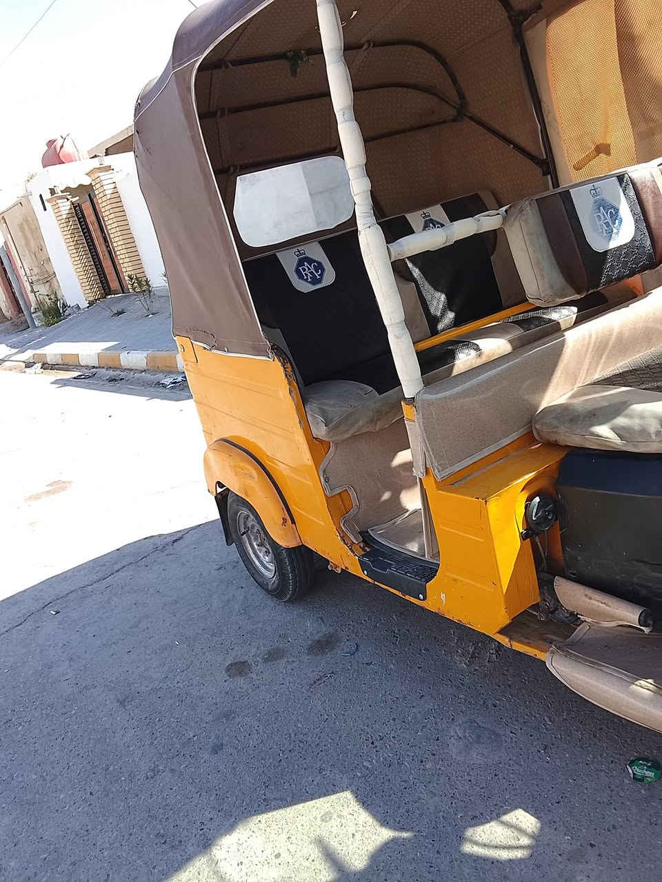 السلام عليكم تك تك البيع موديل 2019شهر 9 مكان واسط قضاء الحي والشراي ينتصال ***********
