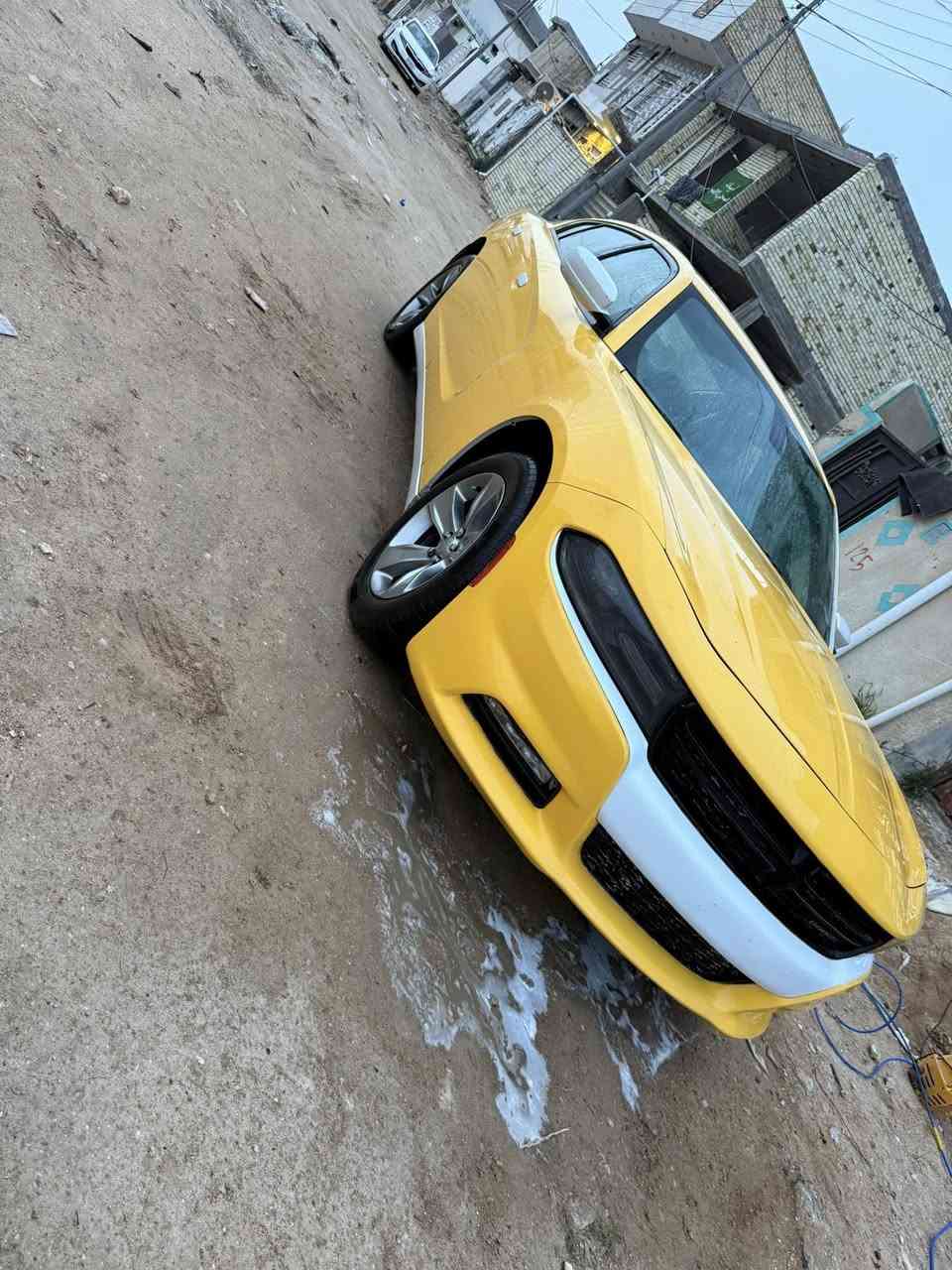 جارجر ٢٠١٧ رقم بغداد حادثها ٣قطع بس  فتح سرقه سعر ١٦٥  غير  متواجد ع فيس للاتصال فقط ع الرقم التالي *********** سيارة  جاهزه ما بيها أي نقص
