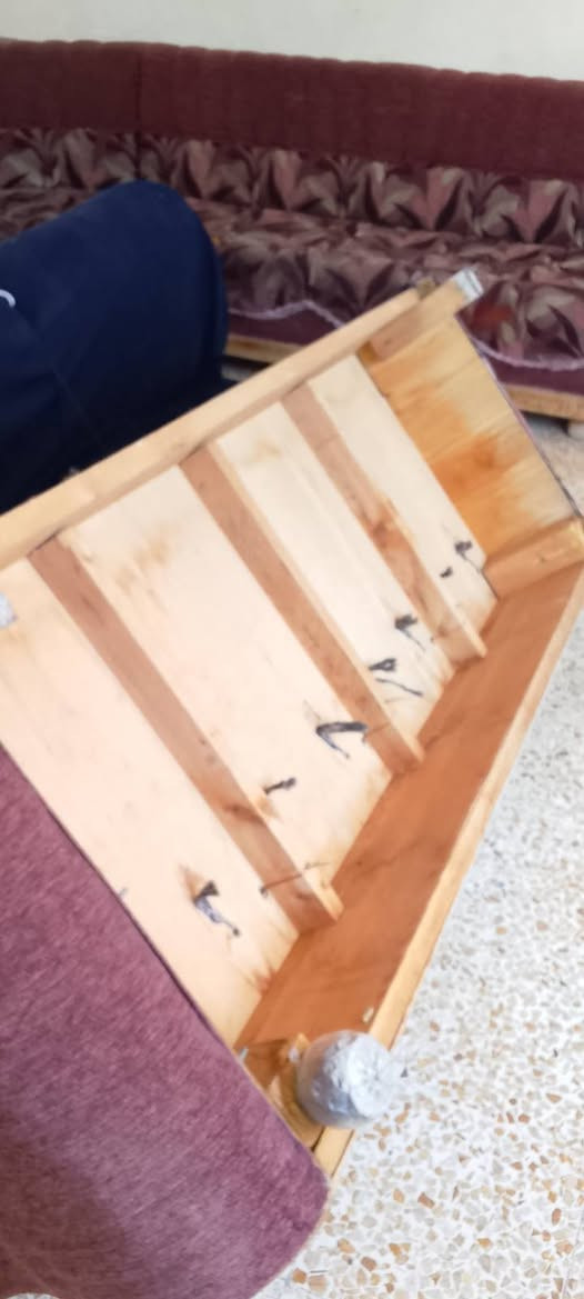 طخم 10 أمتار مال بيت شغل عراقي خشب ثقيل فقط يحتاجلا تجديد قماش مثل ماموضح بالصور بيع مستعجل والسعر مناسب التفاصيل عالخاص


**إذا كنت صاحب هذا الإعلان وتريد حذفه لأي سبب، رجاءا أرسل رسالة إلى الدعم الفني**
