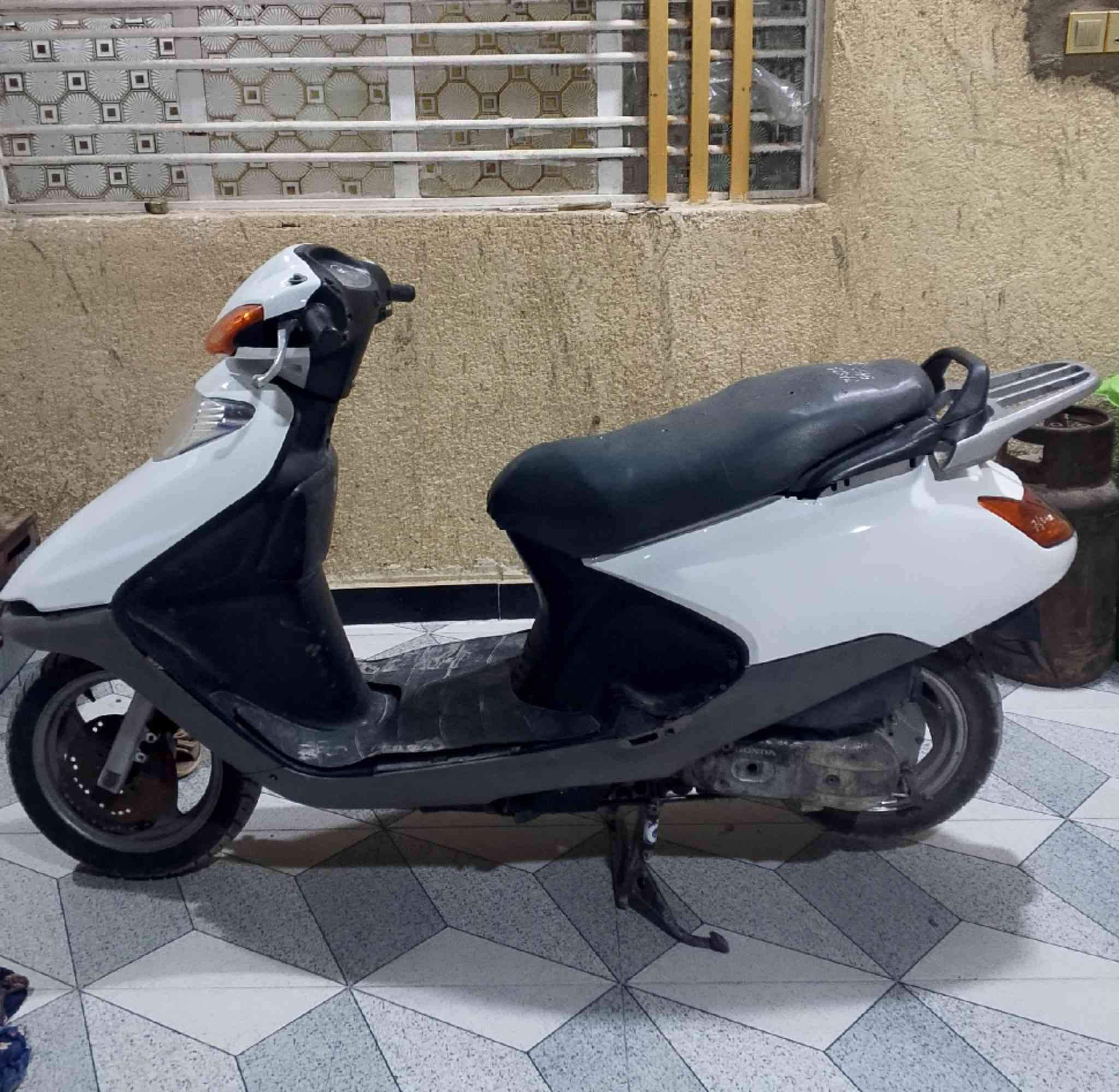 دراجه سبيسي ياباني اي نقص مابيهه
دراجه نظيفه جدا السعر 450 وبيهاا مجال 
العنوان كوت حي الحكيم


**إذا كنت صاحب هذا الإعلان وتريد حذفه لأي سبب، رجاءا أرسل رسالة إلى الدعم الفني**