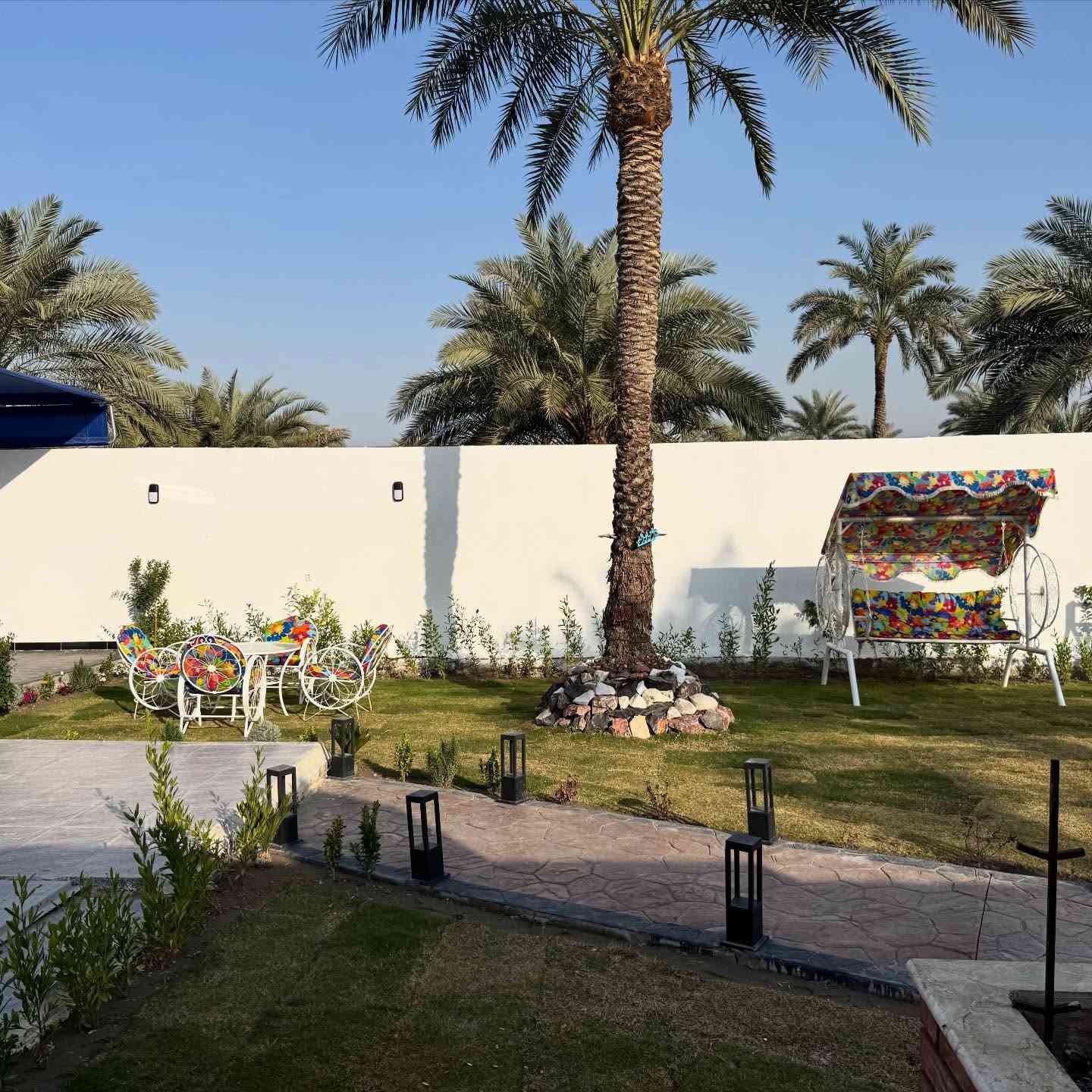 ⁨ ☀️ الصيف وصل… والونسة تبدي بشاليه هلا وغلا 🌴💦

إذا تريد يوم مميز ويا الأهل أو الأصدقاء،
شاليه هلا وغلا هو المكان المثالي للراحة والاستجمام.

📍 الموقع: بغداد – الراشدية قرب الجزيرة السياحية

مميزات الشاليه:
🏡 غرفتين نوم + صالة + مطبخ + صحيات
🏊‍♂️ مسبح للكبار
🏊‍♀️ مسبح خاص للأطفال
🌳 حديقة واسعة وجلسات خارجية مريحة
🔥 مكان مخصص للشواء مع كافة الأدوات
🎡 ألعاب للصغار والكبار
🚗 كراج داخلي للسيارات
⚡ كهرباء 24 ساعة
📶 انترنت مجاني مفتوح

✨ مناسب للعوائل، الأصدقاء، الخطوبات والمناسبات الخاصة

اقضي يوم صيفي ممتع وأجواء منعشة بعيداً عن زحمة المدينة 🌅

📞 للحجز والاستفسار :- ***********

شاليه هلا وغلا… راحتك وونستك بمكان واحد �⁩
