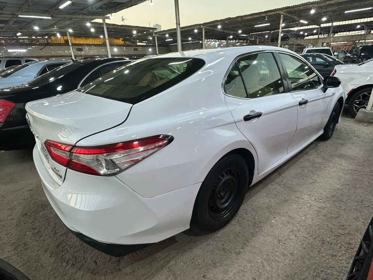 سلام عليكم كامري  هايبرد موديل 23 اصل 20  سياره جاهزه من كلشي كير مكينه حداديه تبريد  رقم بصره تحويل ثاني يوم  مكاني بصره السعر105 وبيه مجال للشراي يدلل ***********
