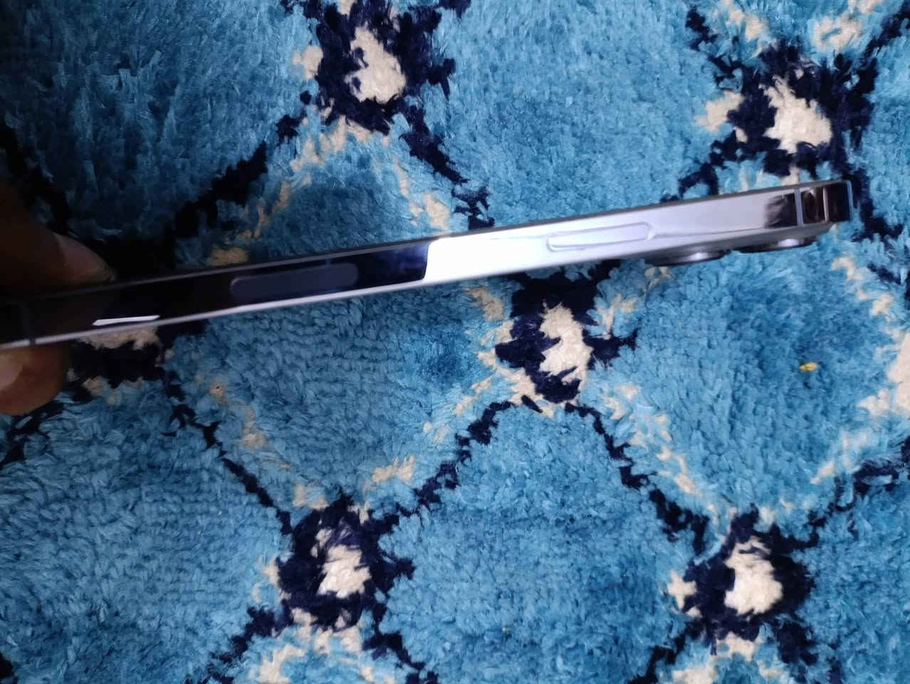 السلام عليكم ايفون 13pro max
البطاريه 83 ما معلايا  امريكي  ذاكره 512

ما داخل تصليح جهاز نضيف كارتونته ويا لون بحري

شريحه 1  رايده ب 800

وبي مجال العنوان بغداد العبيدي 

***********
