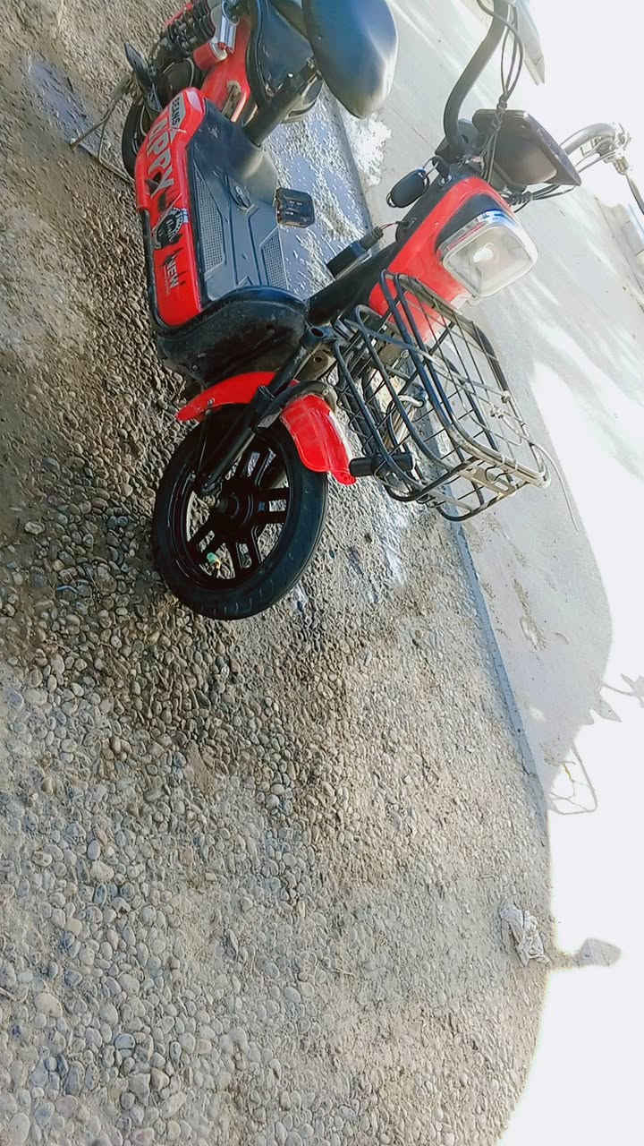 السلام عليكم درجه شحن للبيع العنوان مجمع السكني بتواصل ويه الرق***********, عبود
