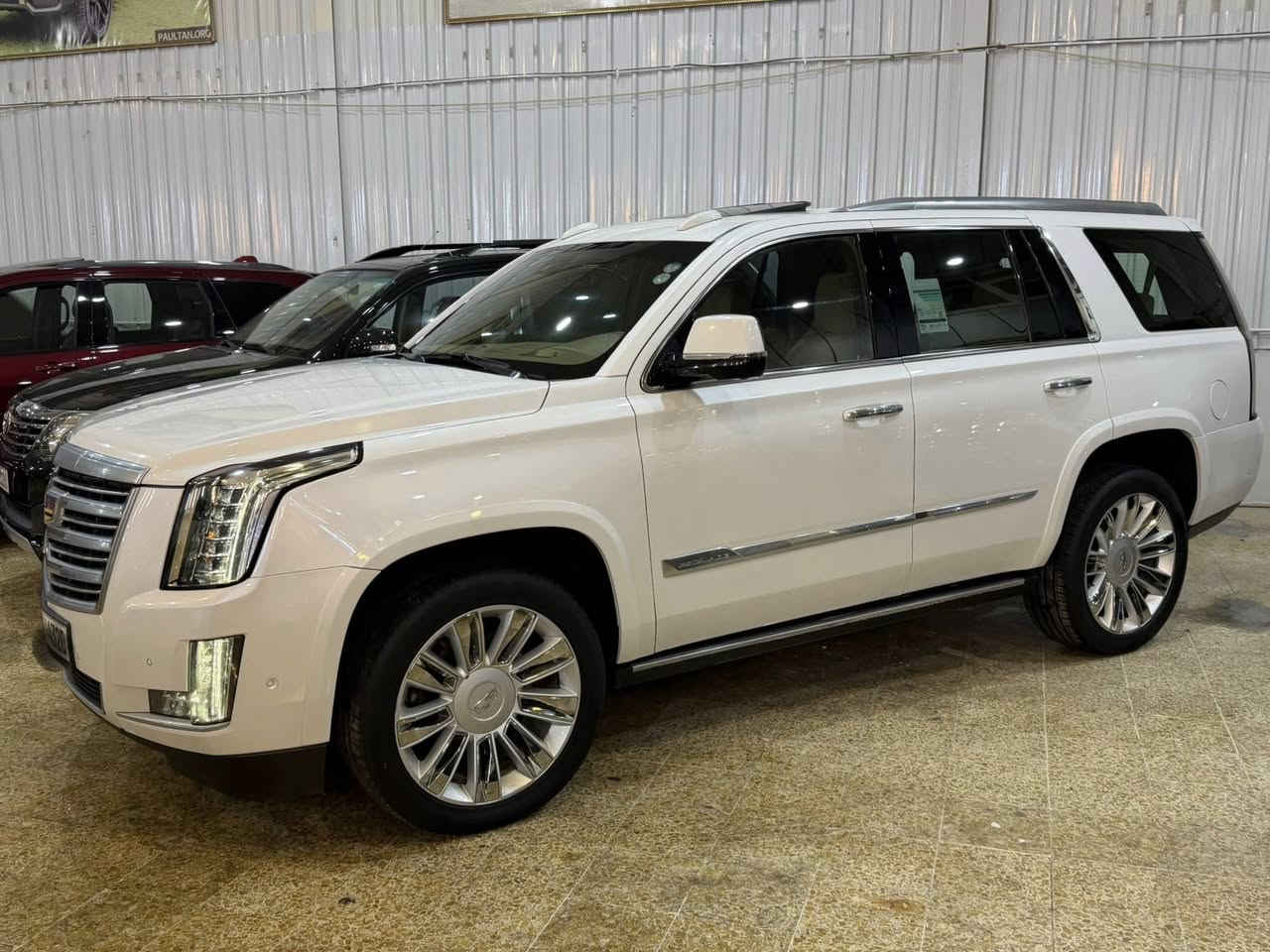 كديلاك سكاليد بلاتينيوم ٢٠١٨ كفاله عامه حتى البلاستك بالشرط سياره جديده بمعنى الكلمه ع وضع الشركه محرك وكير بالكفاله فول مواصفات ملكيه شاشات ردارات حساسات ٥ كاميرات دواره لجميع اجزاء السياره
كشنات في اي بي ومساج وتدفئه وتبريد رقم اربيل سنويه مجدده هزه جديده
السعر ٤٢١٥ مكان السياره / اربيل
للاستفسار ***********
