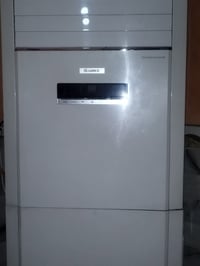 سبلت مستعمل للبيع كري 3 طن والقطه الخارجية دبل فان  السبلت شغال بس منق...