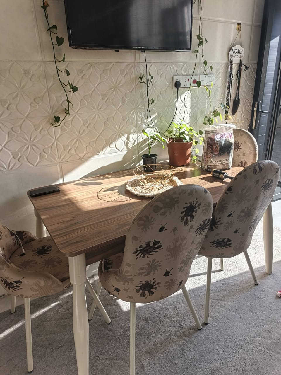 .
التنور ب 40
ميز 6 كراسي ب 50
البنكه ب 20
الصوبه ب 25
الشاشه اثنينهن سمارت شغال كامل
جنرال الكبير ل 150 حجم 50
وايدي ب 125 حجم 34
اي استفسار عل واتساب ***********
المكان الفلوجه حي الجولان
