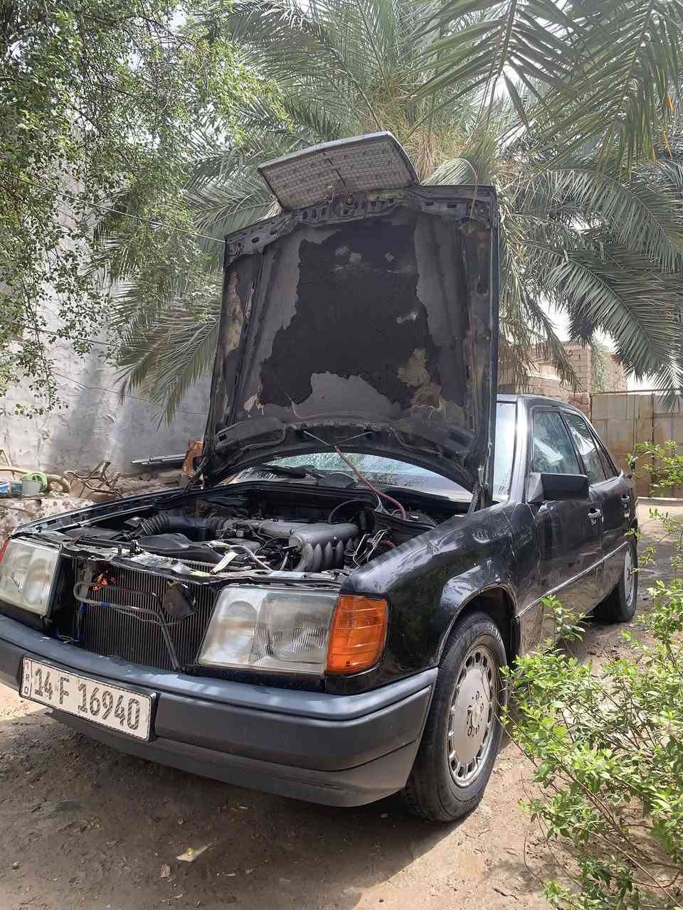 السلام عليكم سياره لبيع مرسدس مديل ٨٧ كير أو محرك ببطه رقم بصره إنكليزي مراوس عادي تصير السعار ٤٠ ***********
