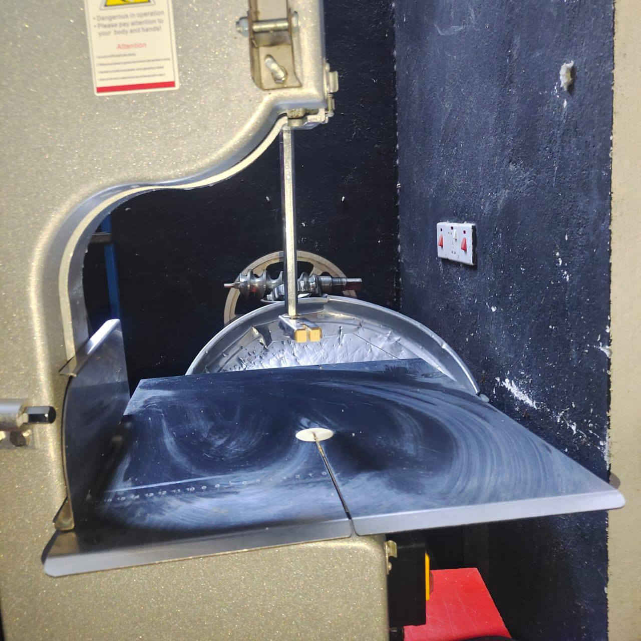 منشار تقطيع لحوم للبيع
التفاصيل عالوتساب ***********
بغداد الحسينيه مدخل شارع أبو سمير
