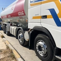 فولفو • تنكر • ٢٥٠٠٠لتر」「موديل ٢٠٠٦」,