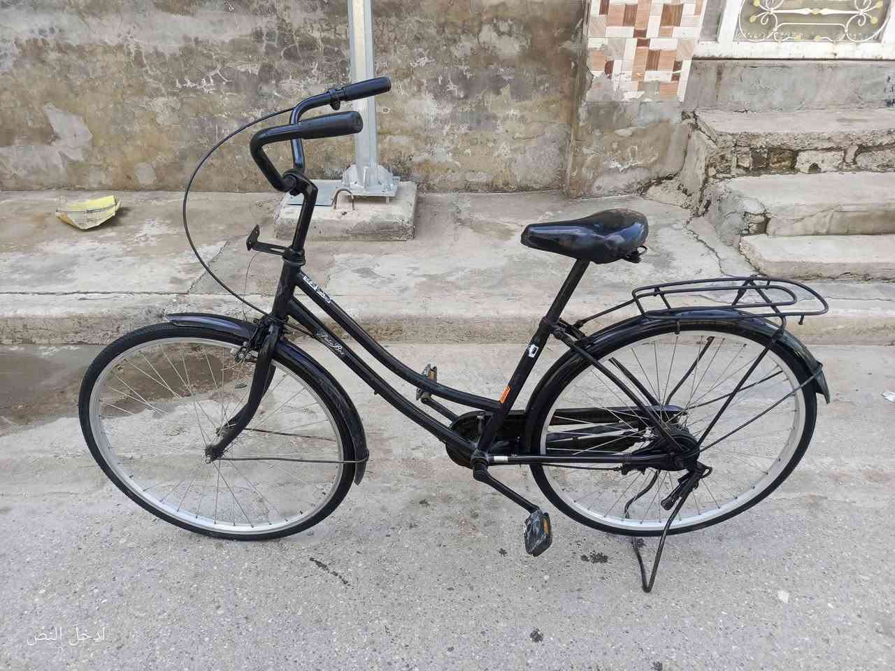 سلام عليكم باسكل ياباني للبيع حجم 26 فول نضافه جديد السعر 55 و بي مجال مكاني بلدروز هاذه رقمي  ***********
