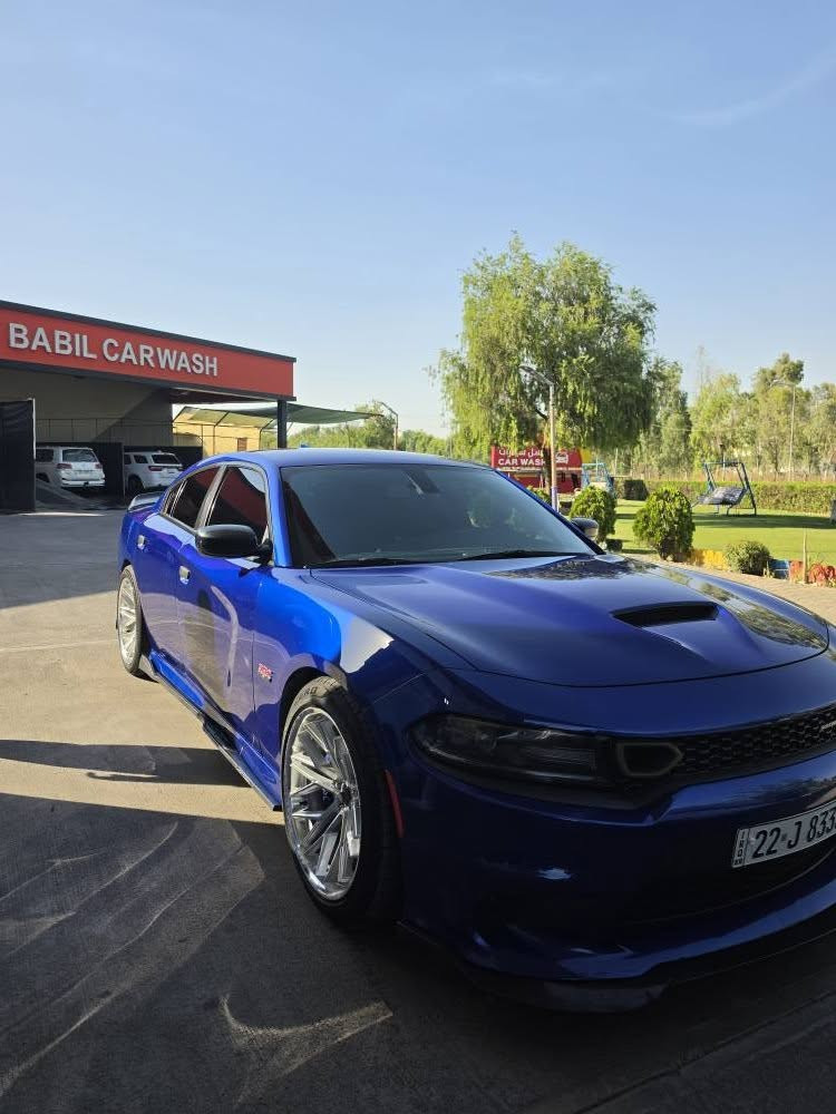 🏁 المحرك: V8 HEMI
⚙️ القوة: تختلف حسب الفئة؛ فـ SRT 392 بقوة حوالي 485 حصان، وSRT Hellcat يصل إلى حوالي 707 حصان مع محرك 6.2 سوبر تشارج. �
Auto Data +١
🚀 الأداء: تسارع قوي وصوت عادم رياضي يلفت الانتباه.
🖤 الشكل: مقدمة هجومية، فتحات تهوية رياضية، جنوط عريضة، وهيبة سيارة عضلات أمريكية.
🏎️ الشخصية: سيارة للذين يحبون القوة، الصوت، والقيادة الممتعة أكثر من مجرد التنقل. أربيل, العراق


**إذا كنت صاحب هذا الإعلان وتريد حذفه لأي سبب، رجاءا أرسل رسالة إلى الدعم الفني**