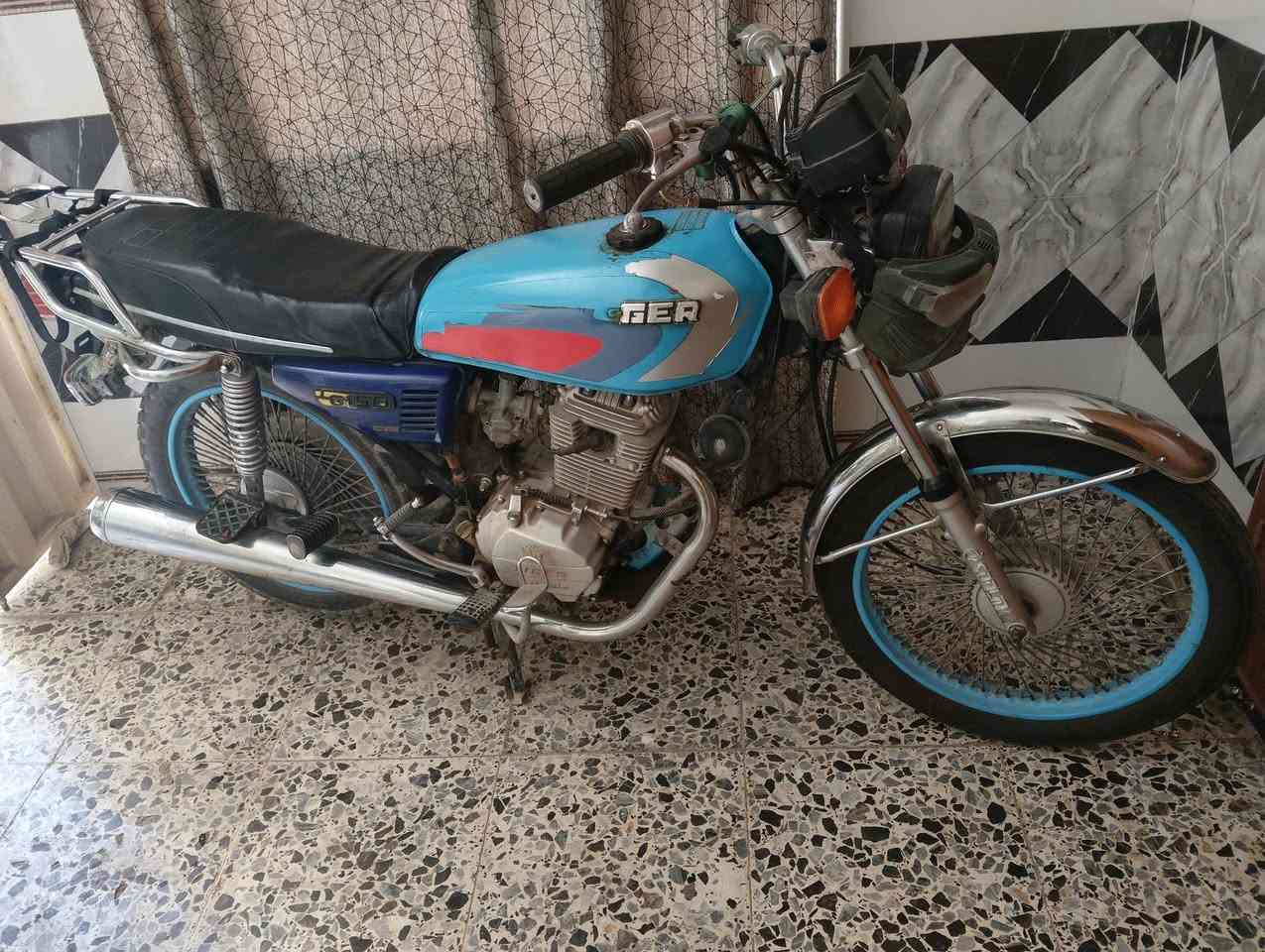 دراجه خمسه كير أوراق وكيله العارضي للبيع  مابيه شي


**إذا كنت صاحب هذا الإعلان وتريد حذفه لأي سبب، رجاءا أرسل رسالة إلى الدعم الفني**