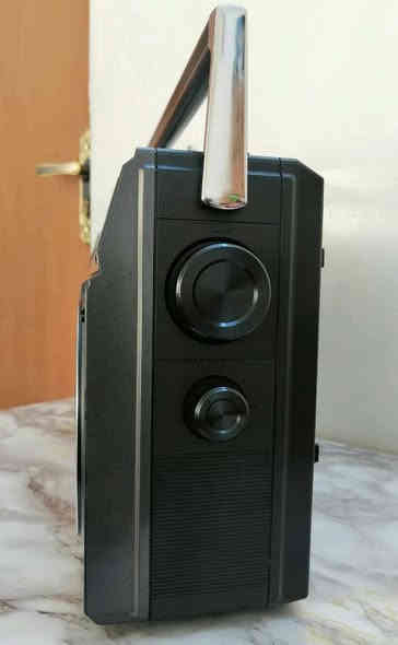 مسجل راديو بانيسونيك يابان  اف ام  جديد على وضع شركة السعر 100     يوجد توصيل كافة المحافضات الاتصال  وتساب ماسنجر        ***********
