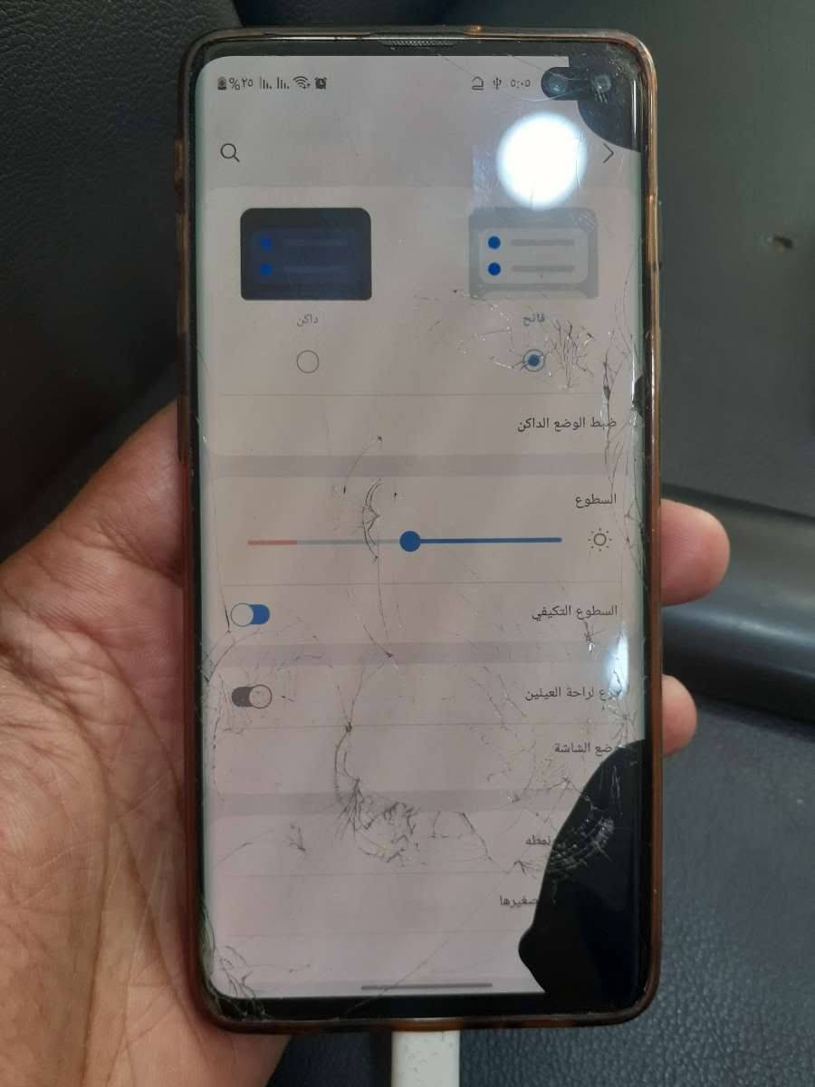 كلكسي s10 بلاس مثل ما مبين بل صور شاشه وضهر مكسورات يلمس طبيعي سعر 125


**إذا كنت صاحب هذا الإعلان وتريد حذفه لأي سبب، رجاءا أرسل رسالة إلى الدعم الفني**