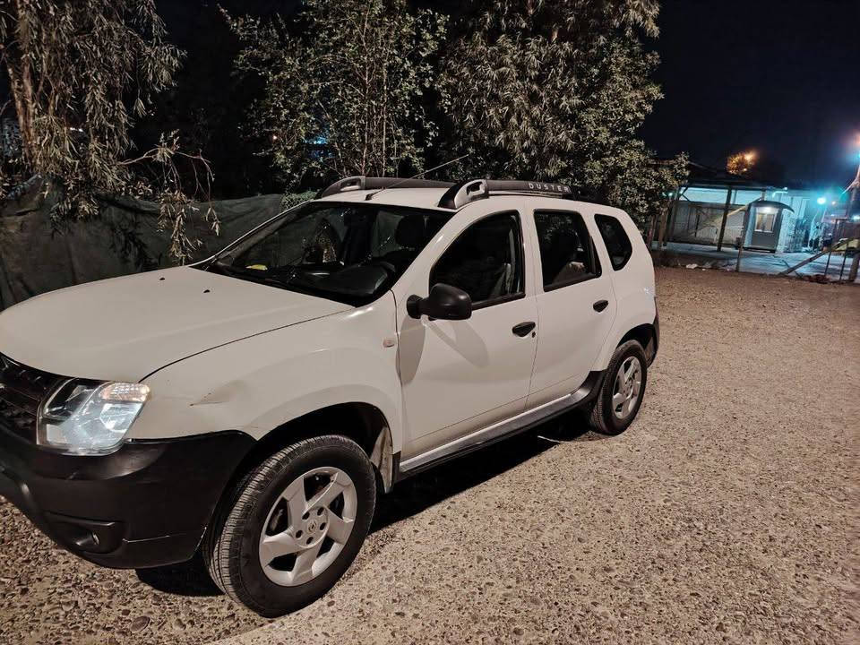 رينو دستر
موديل: 2018
المسافة: 94,000 كم (قابلة للزيادة)
الحالة:
السيارة شغالة طبيعي
بيها كم ضربة خفيفة (أغلبها وهي واقفة)
تبريد يحتاج غاز فقط
باقي الأمور كلها تمام
الإضافات والمواصفات:
شاشة أندرويد
كامرة خلفية
منظومة غاز مضافة وتشتغل ممتاز
تخم تاير جديد
المكان:
بغداد – كرادة مريم
***********
🔴 السعر 💵 علق يوصلك سعر السيارة ✅💸
#IraqCarsKD #Renault #Duster #سيارات_للبيع #Baghdad #كرادة_مريم
