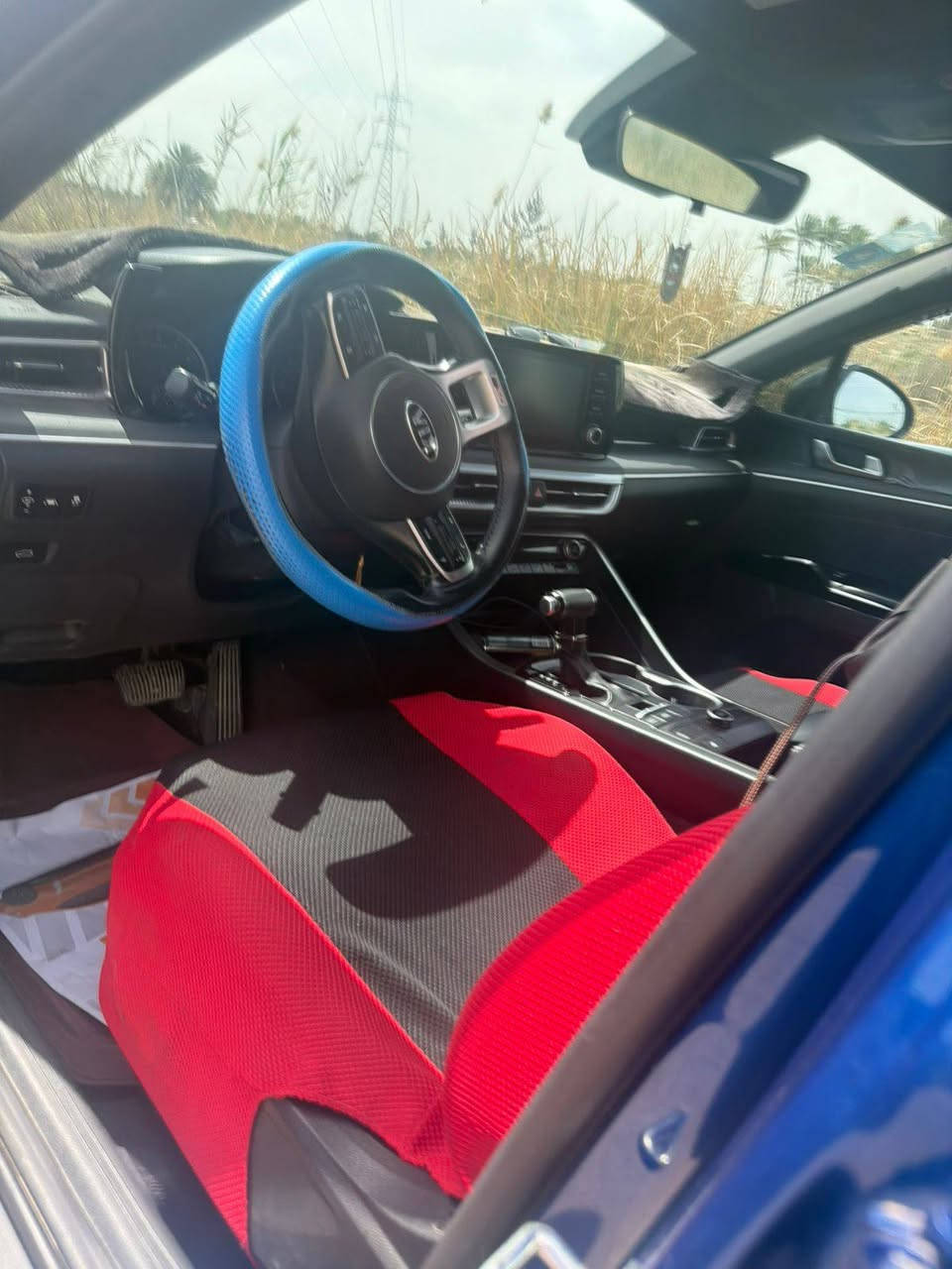 🚗 للبيع – كيا K5 GT-Line موديل 2021
* اللون: أزرق مميز وارد امريكي 

* الموديل: 2021

* الفئة: GT-Line )

* المحرك: 1.6 تيربو

* ناقل الحركة: أوتوماتيك

📏 العداد: 69 ألف ميل

✨ المواصفات:

* شاشة + Apple CarPlay / Android Auto

* كاميرا خلفية + حساسات

* مثبت سرعة

* تحكم ستيرن

* أنظمة أمان (مانع اصطدام + تنبيه مسار)

* إضاءة LED

📌 الحالة:

* استخدام شخصي

* جاهزة للاستخدام

) 

📞 التواصل: ***********

📲 متوفر واتساب
