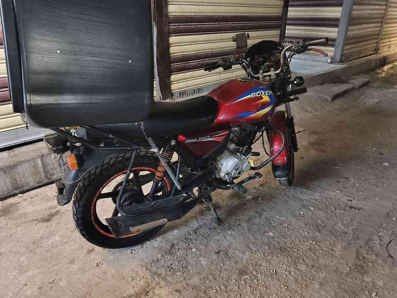 السلام عليكم بوكسر 19 مجفته الدراجة  ونقصها سلف وقبق مال باتري  فقط أوراق ضايعة للبيع 725 وبيها مجال مكاني بغداد رحمانيه  رقمي. شغال فقط واتس أب 
***********
