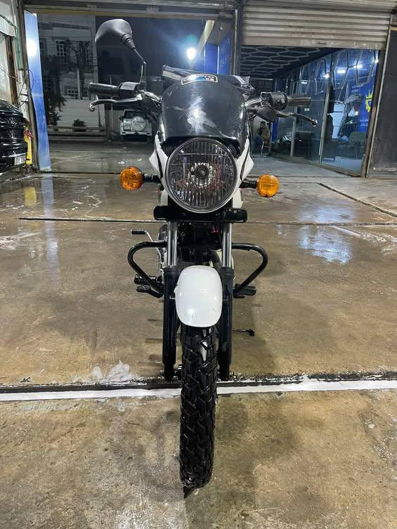 1. بوكسر موديل 2023 نضافه جيده جدآ 
2.مكينه جيدآ جدآ يحب قوي كيرها فول جيد
3.اوراق 7 كاملات 
4. مكان بغداد الكراده
5. السعر 1750 وبيه مجال بصيط
هاتف.   ***********. 
واتس اب. ***********
