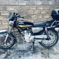 للبيع أو مراوس بأحدث  سيفان 24 محرك مامفتوح  تواير شركه  شاشه شغاله بع...