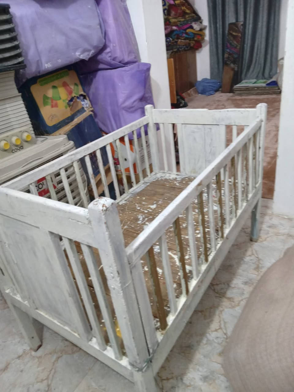 لبيع مال اطفال ٣٠ وبيها مجال كربلاء ***********
