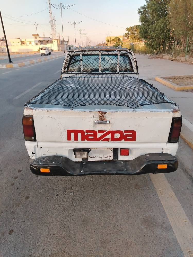 بيكب مازدا للبيع قمارة وربع موديل ١٩٨٨  فحص صلاح الدين كير محرك صدر تايرات كهربائيات شرط جاهزة للشغل ب ٢٧ ورقة ***********. تكريت, صلاح الدين
