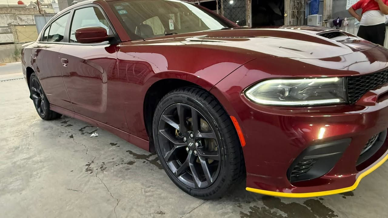 سلام عليكم
DODGE    .    

CHARGER  .

      .  

المحرك :3.6L V6

الون:  ماروني

موديل: 2021

الموصفات 

شاشه كبير

مثبت سرعه

تحديد مسار

بصمه ابواب                            

كشنات حضن

كشنات جلد

شفتات استيرن

تشغيل عن بعد

حساس خلفي

كاميرا خلفية دوار

تدفئه مري جانبي

عداد سرعه 70 ميل                                              

سونار مرفق مع منشور 

📍مكانه بغداد القاهره

رقم بغدادبسمي 

رقم سنويه هزه جديد

للاستفسار ***********

مكان السيارة بغداد

السعر 195
