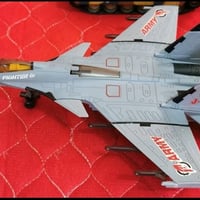 مجسم طائرة حديد • عدد ٢ • إضاءة وأصوات