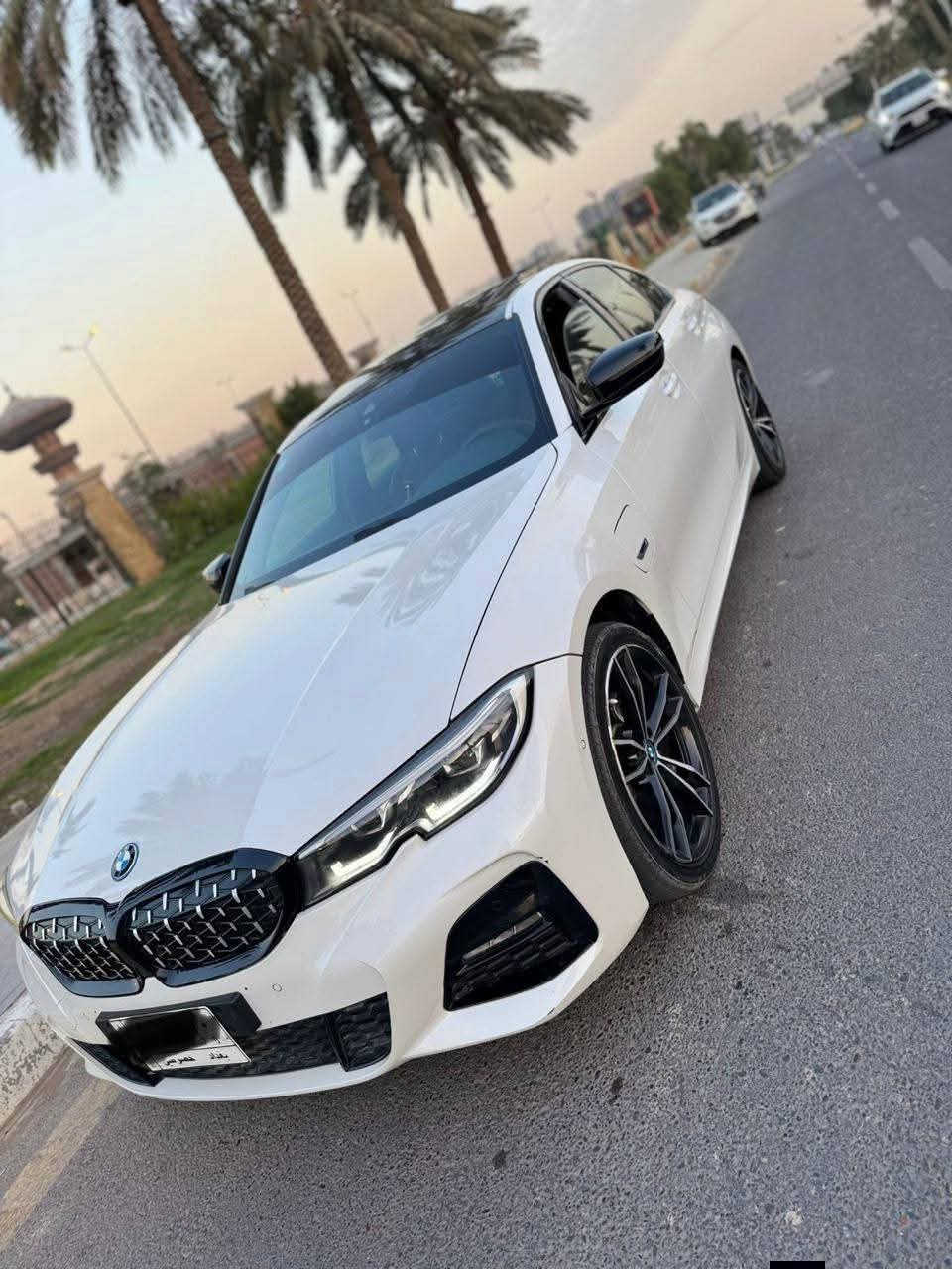 🔥 للبيع: BMW 3 Series (G20) — أناقة حديثة وأداء رياضي 🔥🤍
سيدان عصرية تجمع بين التصميم المتطور والتقنيات الحديثة مع تجربة قيادة ممتعة وثبات عالي على الطريق.
المواصفات:
• BMW 3 Series (G20)
• قير أوتوماتيك
• محرك اقتصادي بأداء قوي
• تصميم خارجي حديث بلمسات M Sport
• إضاءة LED متطورة
• شبك أمامي جديد بتصميم مميز
• جنوط رياضية
• شاشة كبيرة مع نظام iDrive
• كاميرات وحساسات
• أنظمة أمان وثبات متقدمة
✨ السيارة نظيفة جداً وحالة ممتازة
📩 للتواصل والاستفسار: مراسلة خاصة


**إذا كنت صاحب هذا الإعلان وتريد حذفه لأي سبب، رجاءا أرسل رسالة إلى الدعم الفني**