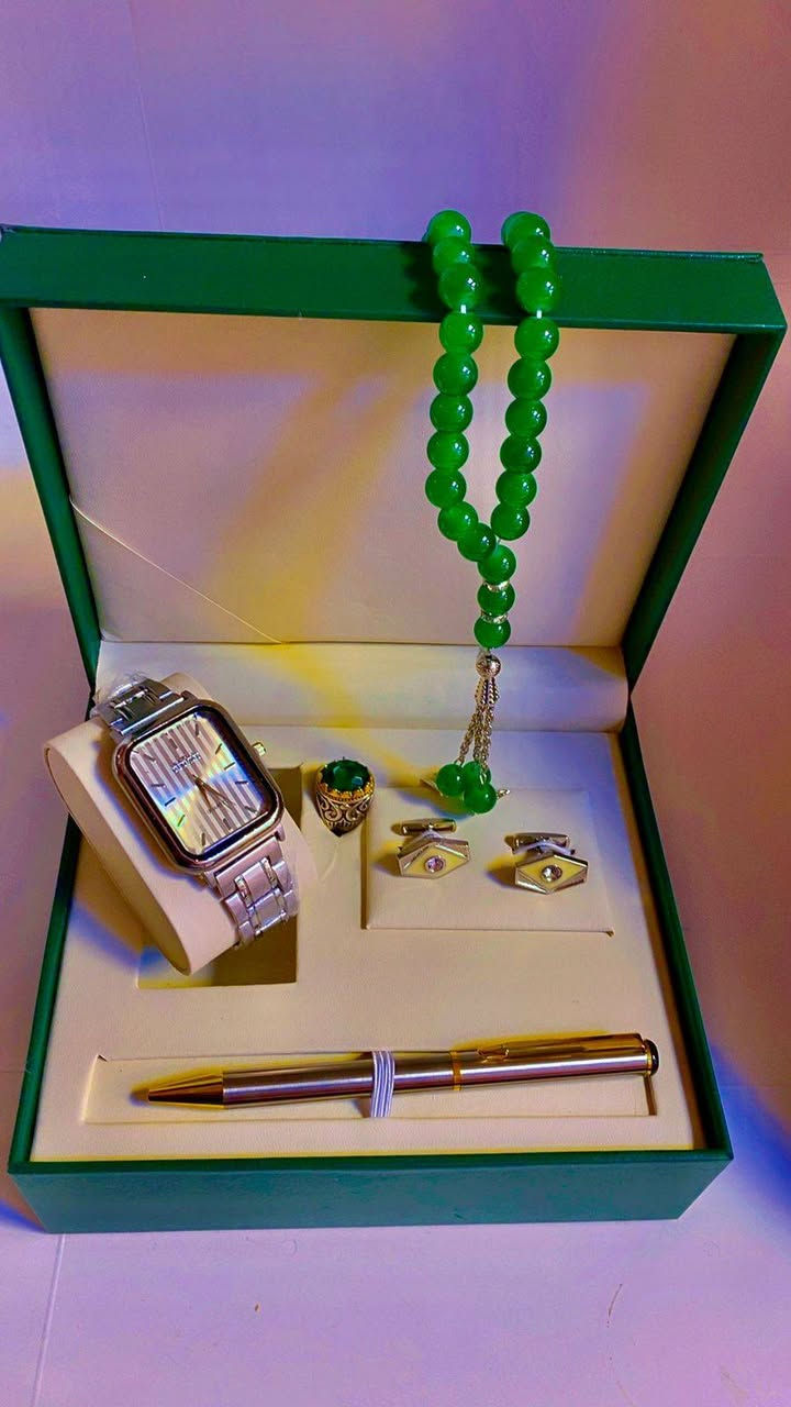 سيت كامل ساعه وسبحه ومحبس وبروش مع العلبه هديه السعر مناسب جدا
للحجز والاستفسار مراسلة الصفحه


**إذا كنت صاحب هذا الإعلان وتريد حذفه لأي سبب، رجاءا أرسل رسالة إلى الدعم الفني**