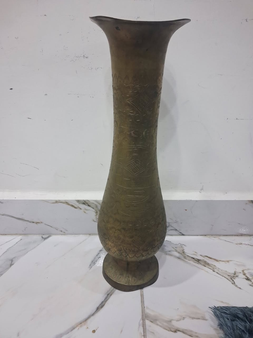 ✨ مزهرية نحاسية أنتيكا فاخرة ✨

قطعة ديكور مميزة بتصميم كلاسيكي محفور يدويًا بدقة عالية، تضيف لمسة فخامة وأناقة لأي زاوية في المنزل أو المدخل.

📏 الارتفاع: 46 سم
🪞 خامة نحاس بنقوش زخرفية جميلة
🏡 مناسبة للديكور الأرضي أو الطاولات الكبيرة

قطعة ملفتة تعطي طابع تراثي راقٍ لمحبي القطع المميزة والأنتيكا.

📩 للحجز والاستفسار على الخاص


**إذا كنت صاحب هذا الإعلان وتريد حذفه لأي سبب، رجاءا أرسل رسالة إلى الدعم الفني**