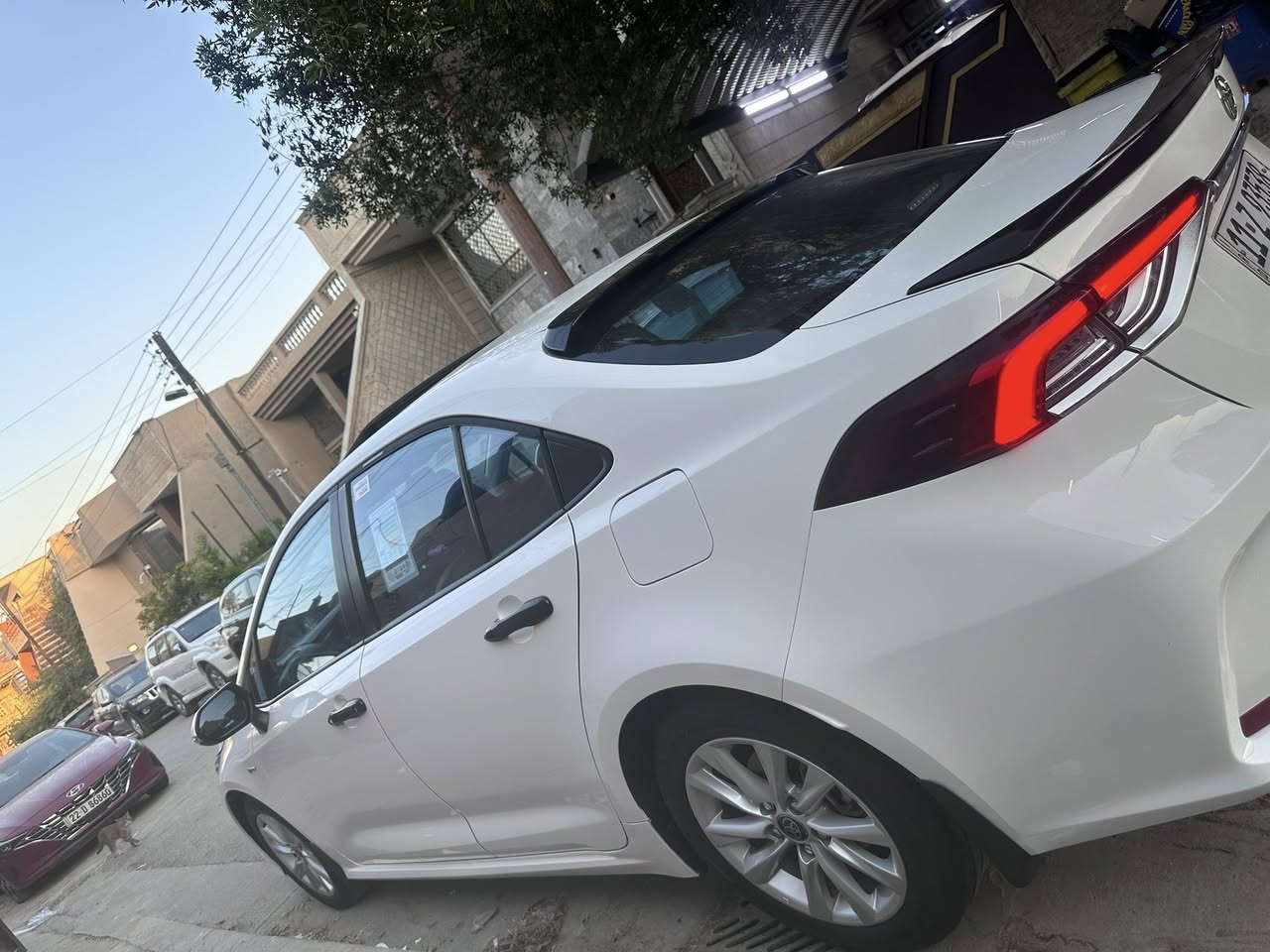 السلام عليكم
كورلا خليجي موديل 2025 محرك 1800 هايربد بانزين السيارة فول واحد ع واحد من عدا كشنات  بأسمي والسيارة كسر زيرو على وضعية الشركة ومكفولة كفالة عامة 
والمكان السيديه
والسعر 153
وهذا رقمي ‭0790 129 1286‬
